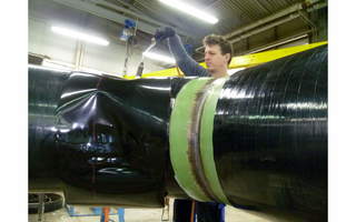 Vacuum-insulated piping