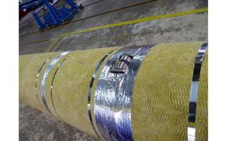 Vacuum-insulated piping
